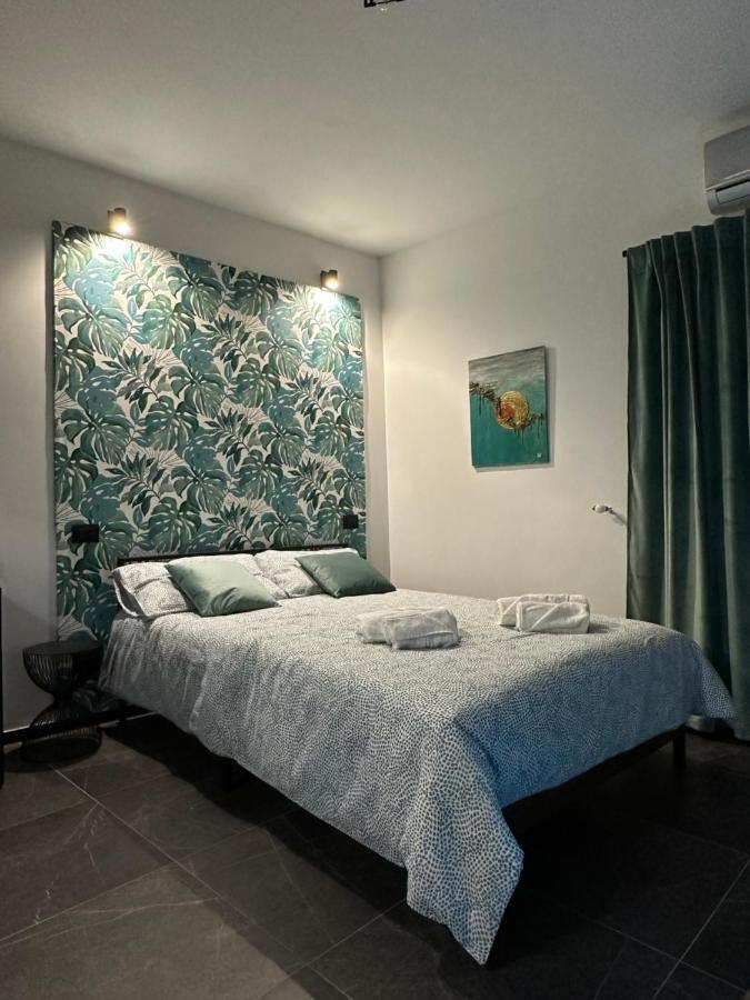 Olinad Rooms Castelbuono  Ngoại thất bức ảnh
